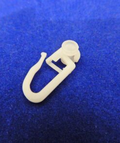 Πλαστικά γαντζάκια τύπου παραμάνα με ροδάκι μικρό