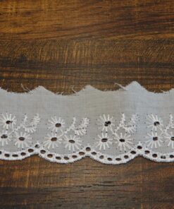 Δαντέλα βαμβακερή ασπροκέντημα 4cm κωδ.29