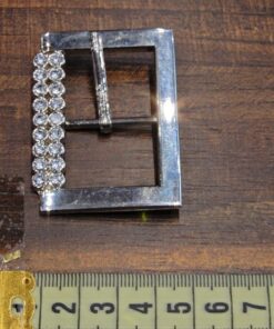 Alternative view of Τόκα μεταλλική με στράς 2,5cm κωδ.199