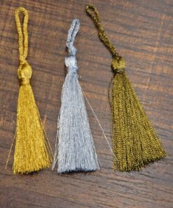 Φούντα απο χρυσοκλωστή 6cm