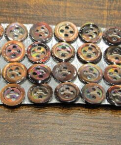 Alternative view of Κουμπί πουκαμίσου από όστρακο σε καρτέλα 36τμχ