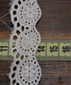 Alternative view of Δαντέλα βαμβακερή σε σπασμένο λευκό 3,5cm κωδ.286