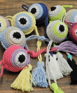 Πλεκτό χειροποίητο ματάκι