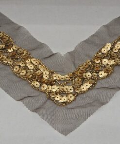 Μοτίφ γιακάς κεντημένος