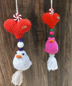 Χειροποίητο πλεκτό κρεμαστό γούρι πουλάκι