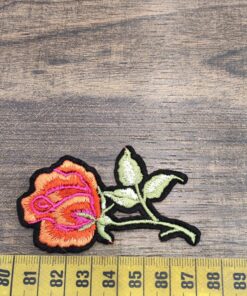 Alternative view of Θερμοκολλητικό σήμα τριαντάφυλλο 7x4cm