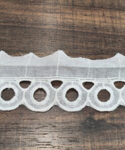 Δαντέλα βαμβακερή ασπροκέντημα 5cm κωδ.466